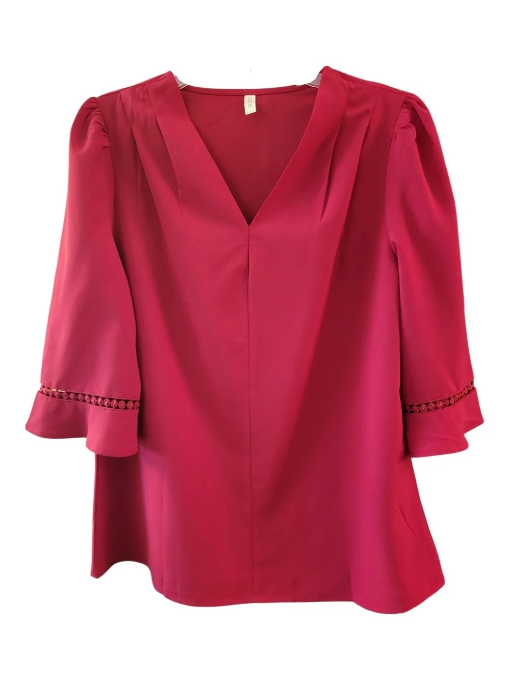 NWOT Evaless Women's Red Dhalia V-Neck 3/4 Sleeve Blouse with Trim Detail - Sz M